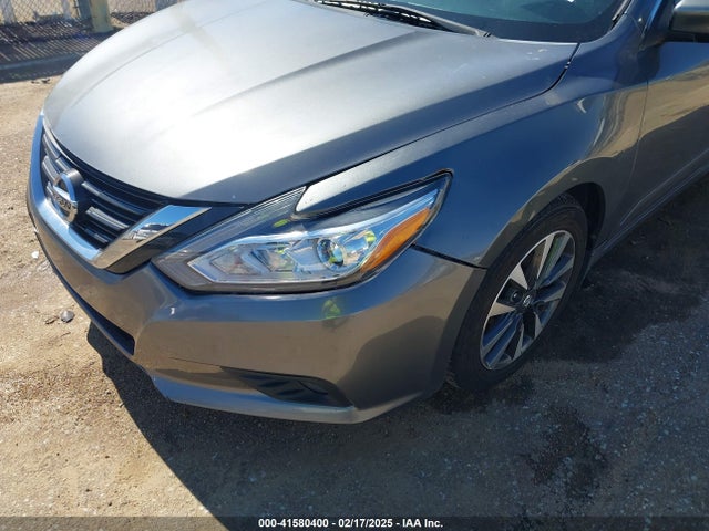Nissan Altima 2.5 Sv 2017 1N4AL3AP4HC136995 Image 18