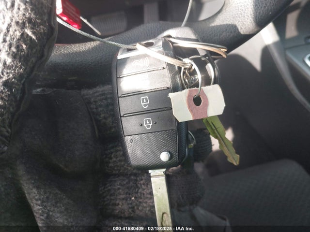 5XXGT4L35HG161540 KIA Optima Lx