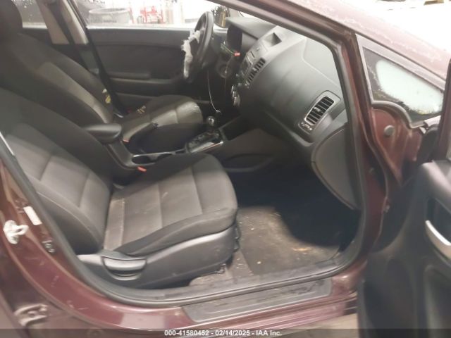 3KPFK4A78HE061493 KIA FORTE LX