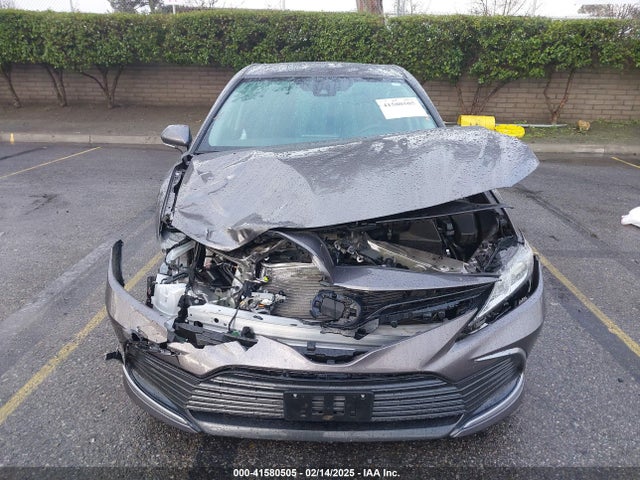 4T1C11AK1RU228588 Toyota CAMRY LE