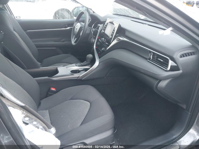 4T1C11AK1RU228588 Toyota CAMRY LE