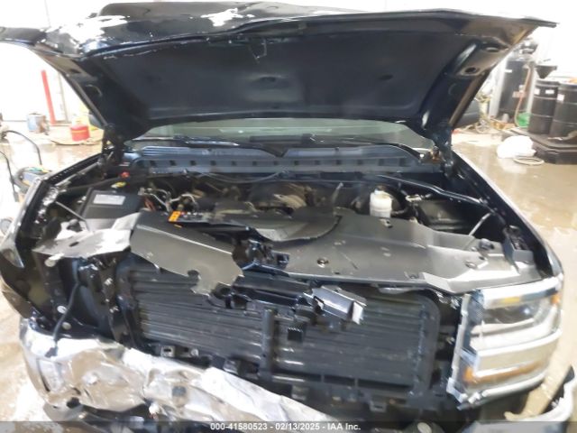3GCUKREC8JG585247 Chevrolet Silverado 1500 1lt