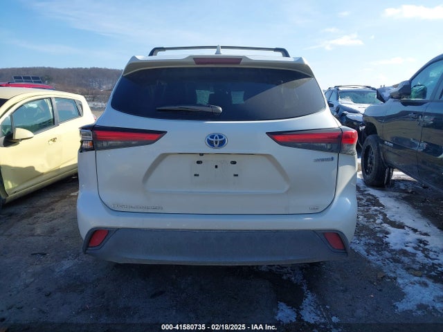 Toyota Highlander Hybrid Le 2021 5TDZARAH3MS507748 Image 16