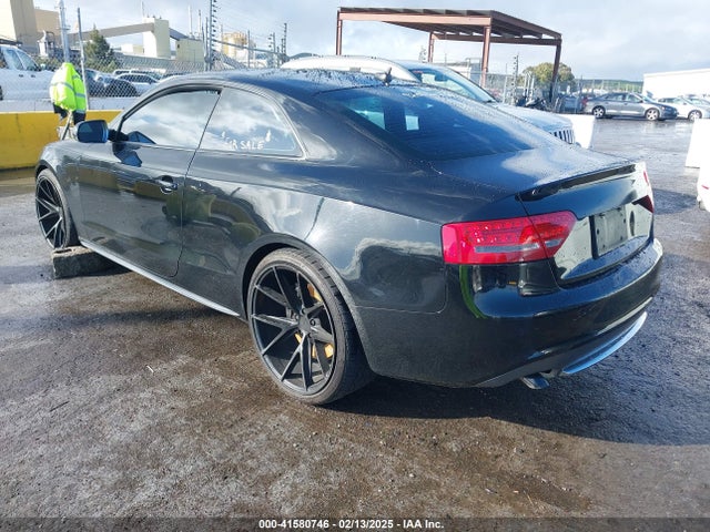 2012 AUDI S5 WAUVVAFR2CA002797 Photo 2