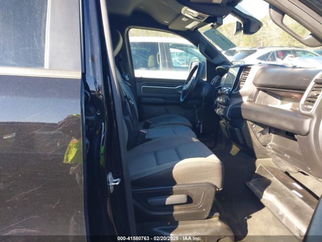 2022 RAM 1500 1C6RREBG0NN398834 Photo 4