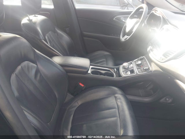Chrysler 200 C Platinum 2016 1C3CCCCG2GN179495 Image 5