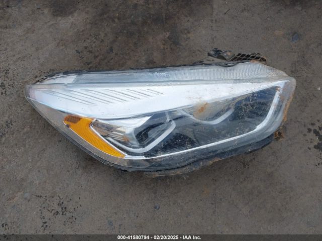1FMCU0J95HUD29355 Ford Escape Titanium