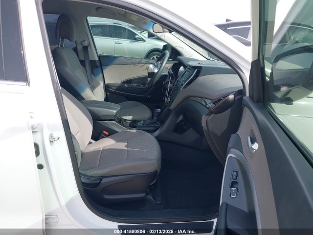 5NMZT3LB4JH083043 Hyundai Santa Fe Sport 2.4l