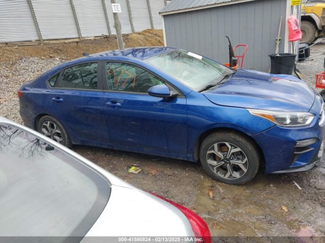 3KPF24AD2LE246279 KIA Forte Lxs
