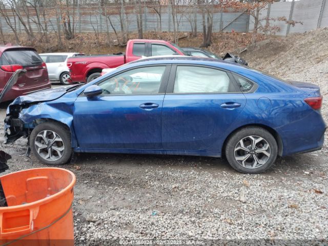 3KPF24AD2LE246279 KIA Forte Lxs