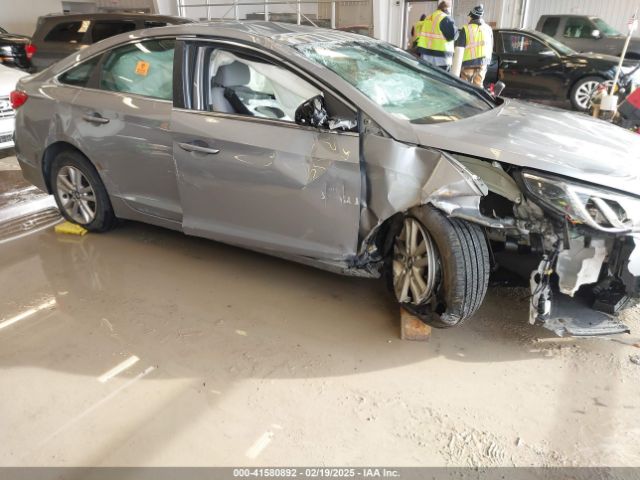 5NPE24AF5FH002073 Hyundai SONATA SE