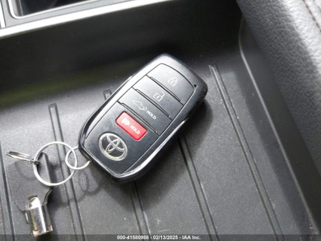 5TFLA5DB1NX018525 Toyota Tundra Sr5