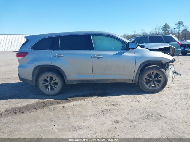 5TDBZRFH5KS942982 Toyota Highlander Le