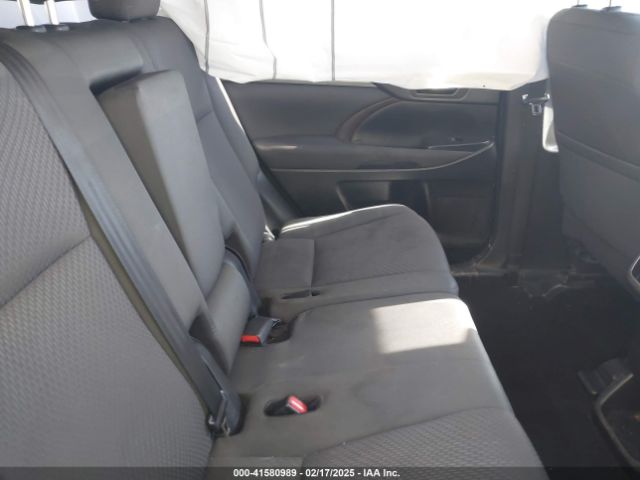 5TDBZRFH5KS942982 Toyota Highlander Le