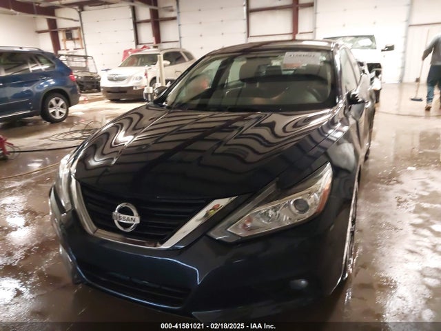 1N4AL3AP9HC483898 Nissan Altima 2.5 Sv