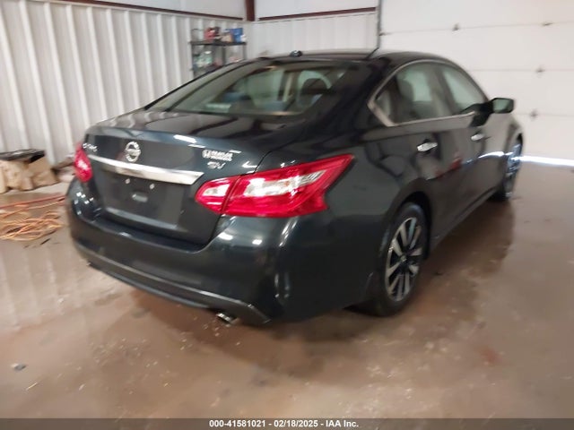 1N4AL3AP9HC483898 Nissan Altima 2.5 Sv
