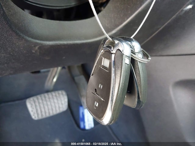 Chevrolet EQUINOX LS 2018 2GNAXHEV0J6113725 Image 11