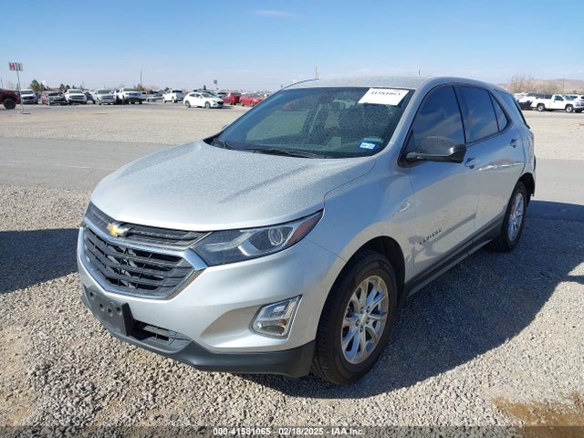 Chevrolet EQUINOX LS 2018 2GNAXHEV0J6113725 Image 2