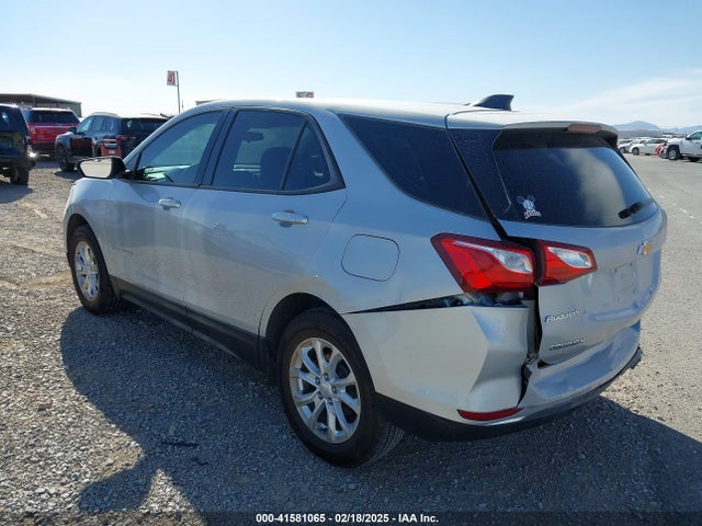 Chevrolet EQUINOX LS 2018 2GNAXHEV0J6113725 Image 3