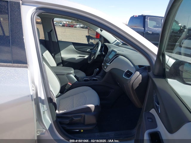 Chevrolet EQUINOX LS 2018 2GNAXHEV0J6113725 Image 5