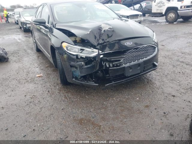 3FA6P0RU2LR139584 Ford Fusion Hybrid Titanium
