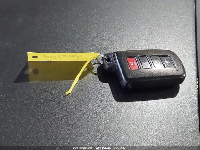 JTMDFREV5FD133220 Toyota Rav4 Limited