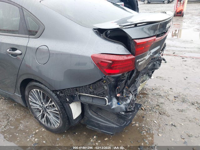 3KPF54AD6RE704812 KIA Forte Gt-line