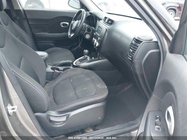 KIA Soul 2017 KNDJN2A2XH7447651 Image 5