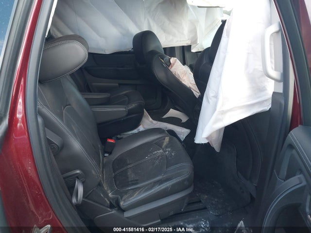 1GNKVHKD6FJ253570 Chevrolet Traverse 2lt