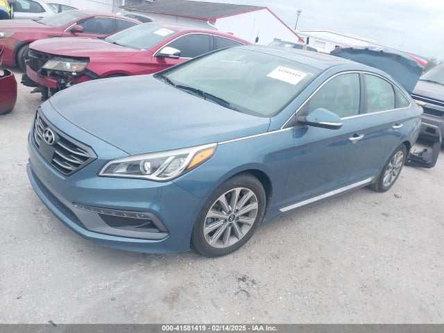 Hyundai Sonata Limited 2017 5NPE34AF3HH586182 Image 2