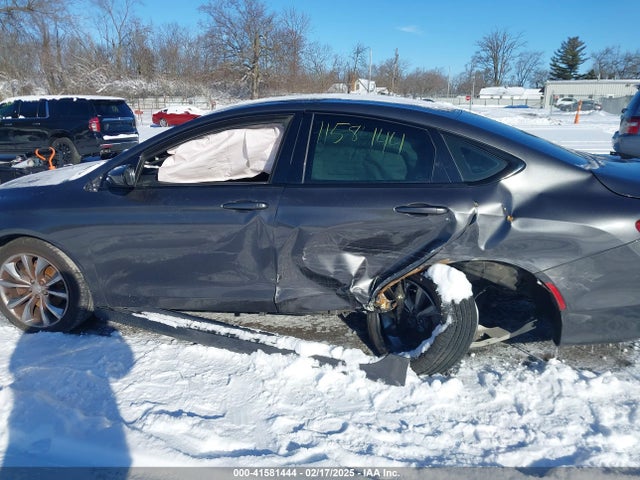 Chrysler 200 S 2015 1C3CCCBB7FN590122 Image 18