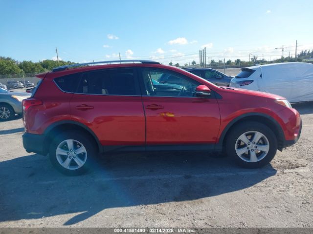 2T3WFREV3EW127667 Toyota Rav4 Xle