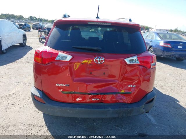 2T3WFREV3EW127667 Toyota Rav4 Xle