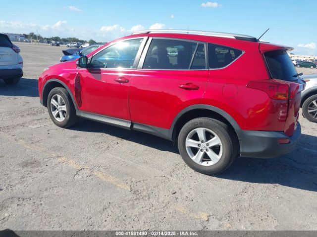 2T3WFREV3EW127667 Toyota Rav4 Xle