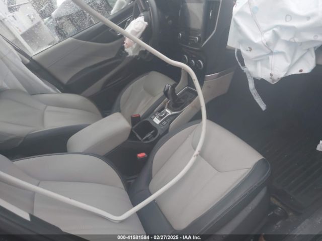2022 SUBARU FORESTER JF2SKAPC0NH524462 Photo 4
