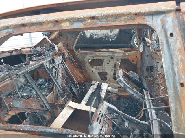 2011 CADILLAC DTS 1G6KD5E69BU103097 Photo 7