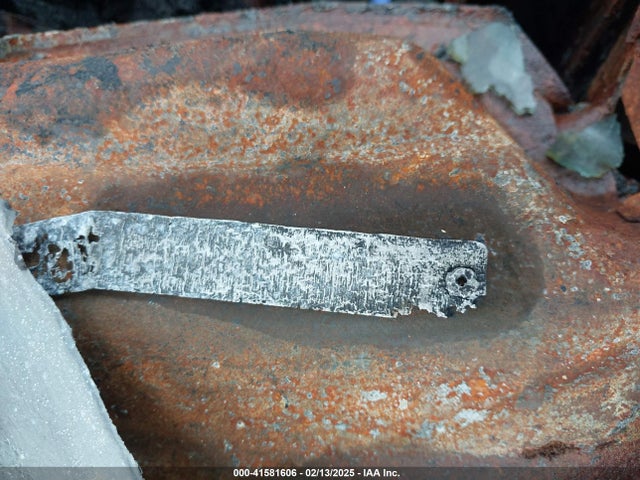 2011 CADILLAC DTS 1G6KD5E69BU103097 Photo 8