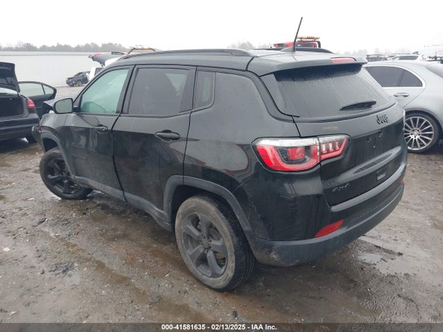 3C4NJDBB0JT298644 Jeep Compass Altitude 4x4