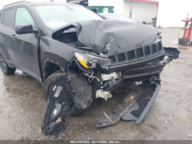 3C4NJDBB0JT298644 Jeep Compass Altitude 4x4