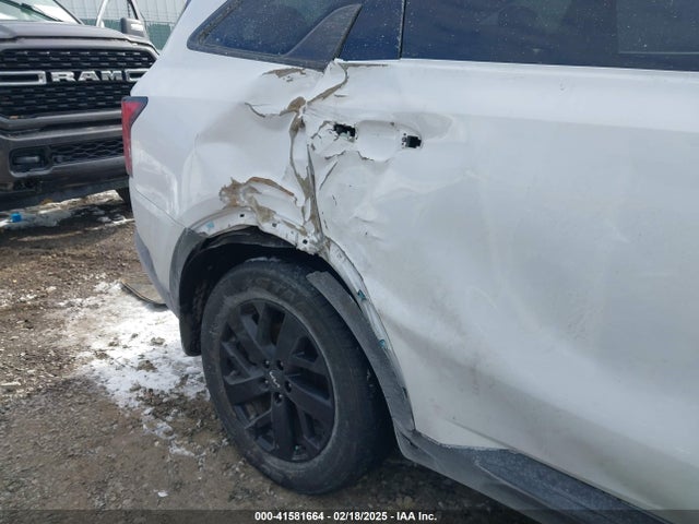 5XYRLDLCXNG150954 KIA Sorento X-line S