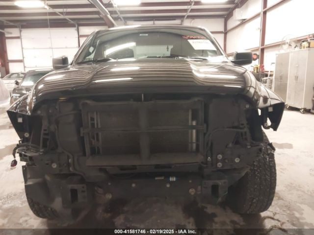 1C6RR7LT1MS535500 RAM 1500 Classic Warlock  4x4 5'7 Box