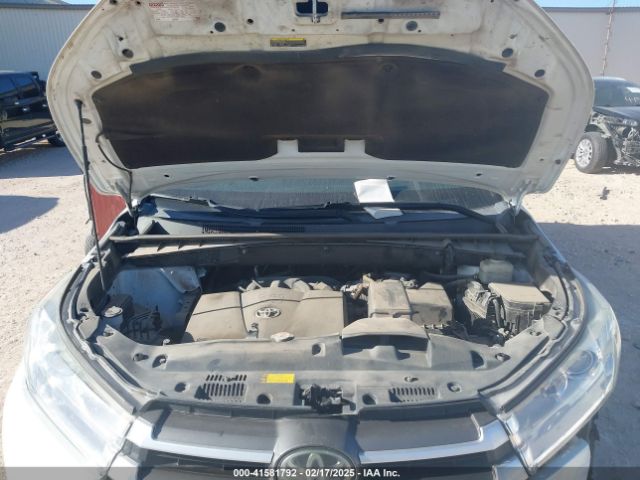 5TDZZRFH2JS245962 Toyota Highlander Le Plus
