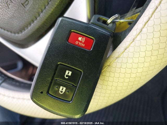 Toyota Rav4 Xle 2017 2T3RFREV9HW690949 Image 11