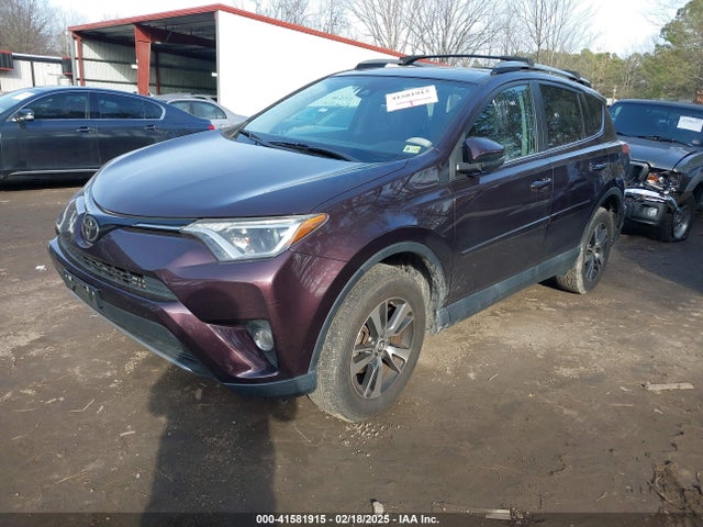 Toyota Rav4 Xle 2017 2T3RFREV9HW690949 Image 2