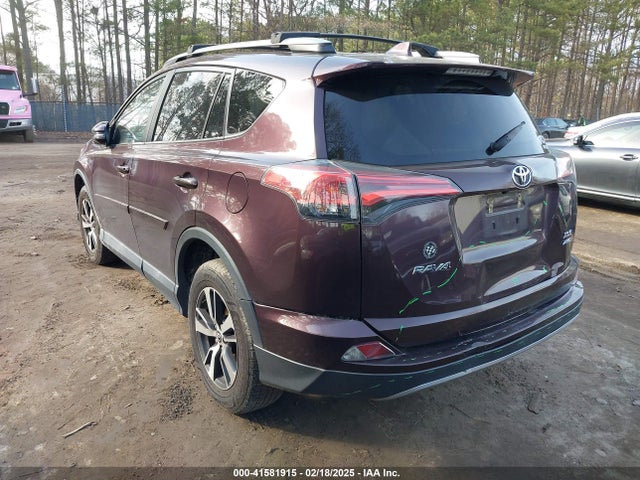 Toyota Rav4 Xle 2017 2T3RFREV9HW690949 Image 3