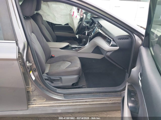 4T1B11HK6JU628684 Toyota CAMRY LE