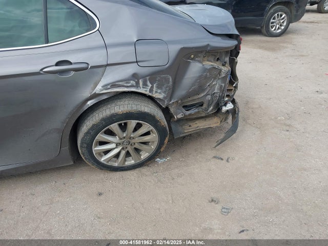 4T1B11HK6JU628684 Toyota CAMRY LE