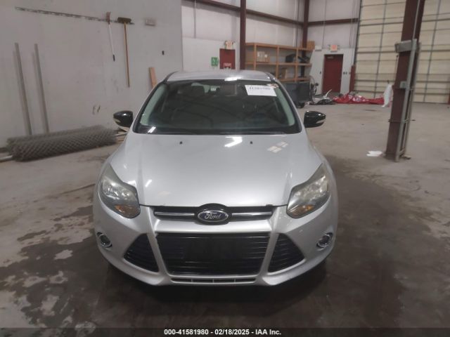 1FADP3K24EL168085 Ford FOCUS SE