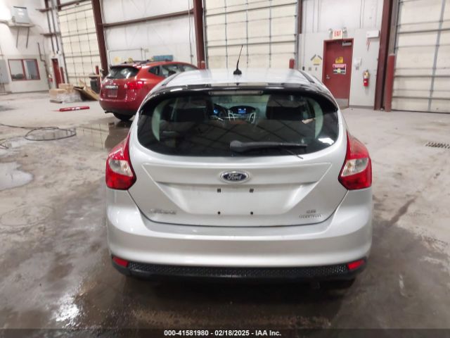 1FADP3K24EL168085 Ford FOCUS SE