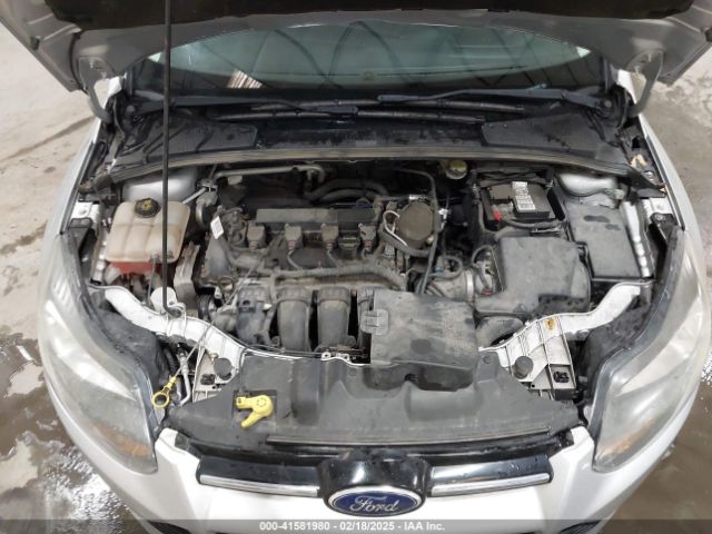 1FADP3K24EL168085 Ford FOCUS SE